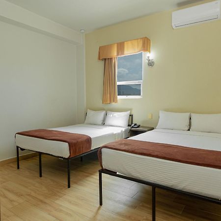 Hotel Plaza Del Arco Express Monterrey Dış mekan fotoğraf