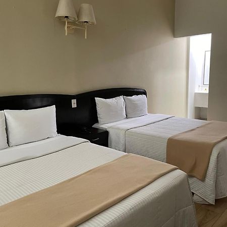 Hotel Plaza Del Arco Express Monterrey Dış mekan fotoğraf