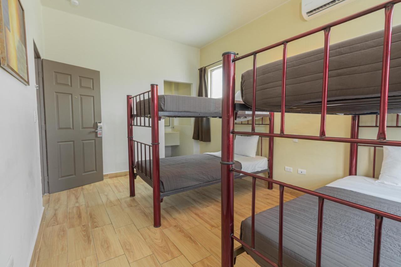 Hotel Plaza Del Arco Express Monterrey Dış mekan fotoğraf