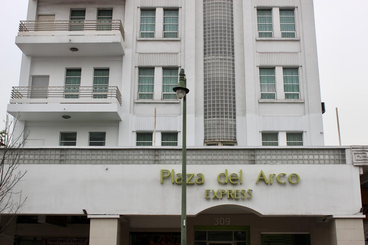 Hotel Plaza Del Arco Express Monterrey Dış mekan fotoğraf