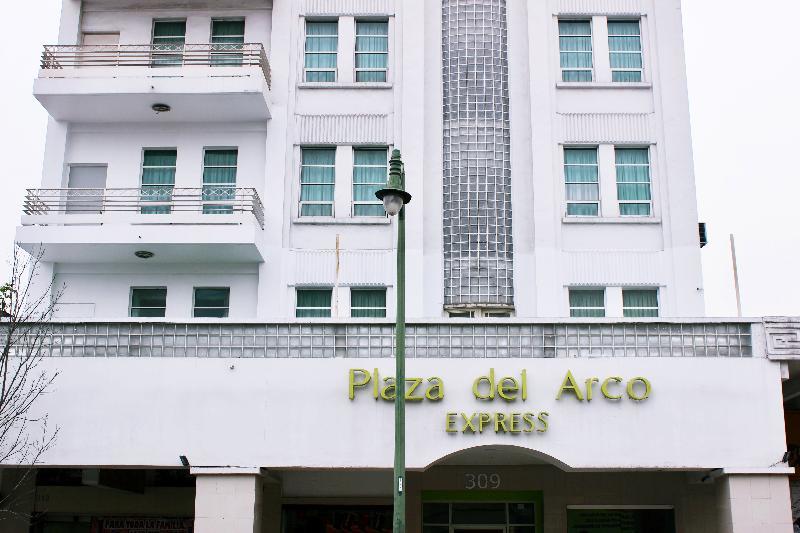 Hotel Plaza Del Arco Express Monterrey Dış mekan fotoğraf