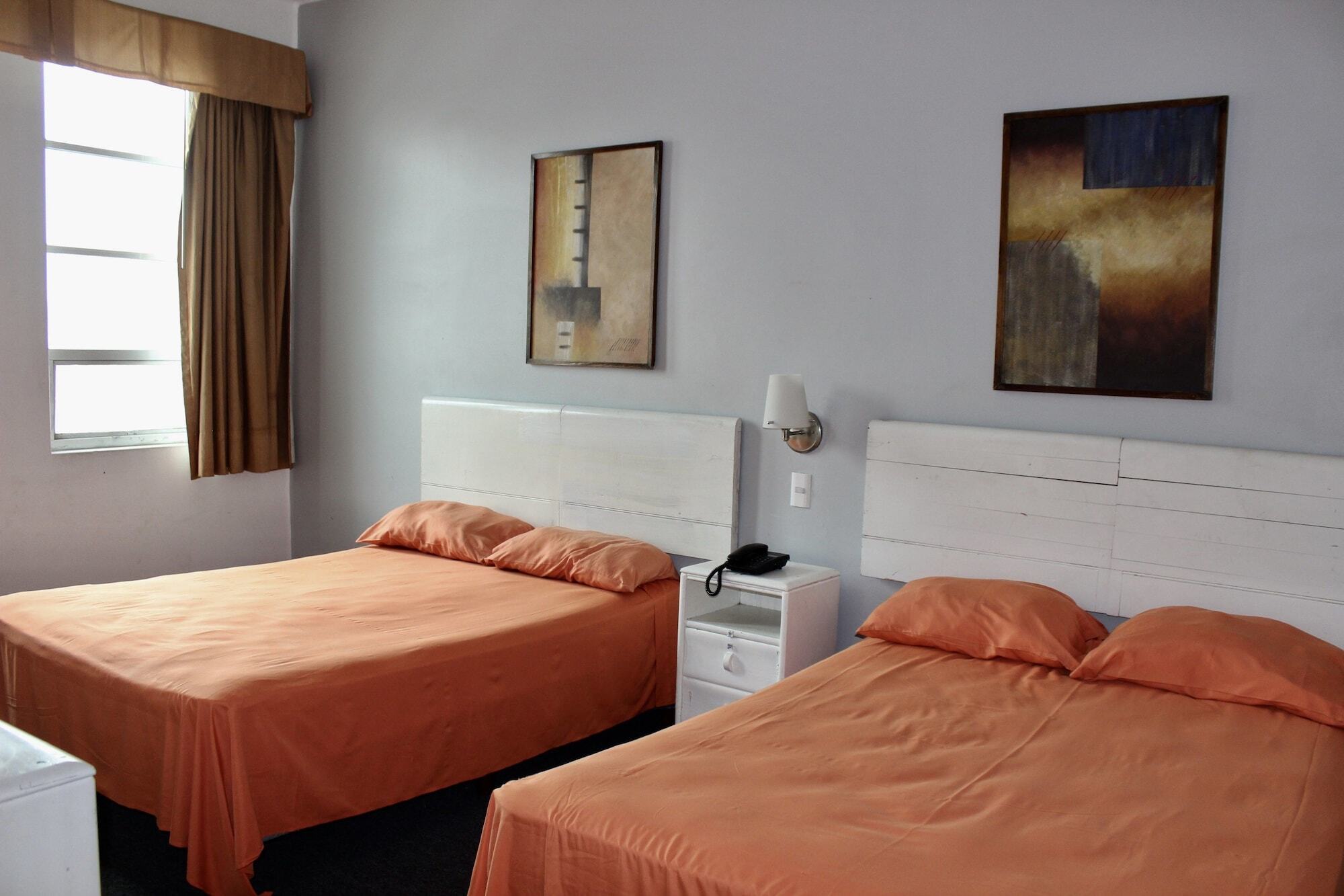 Hotel Plaza Del Arco Express Monterrey Dış mekan fotoğraf